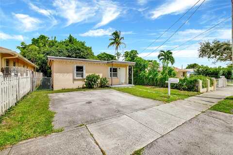 5Th, HALLANDALE BEACH, FL 33009