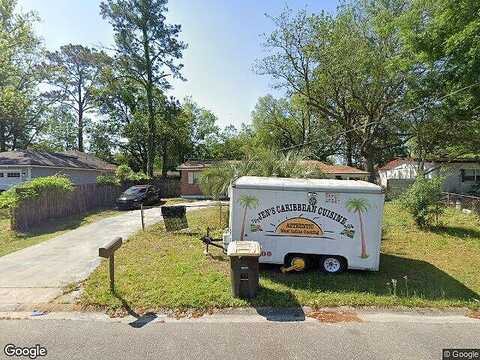 Karenita, JACKSONVILLE, FL 32210