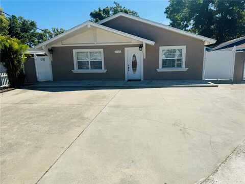 Hale, TAMPA, FL 33614
