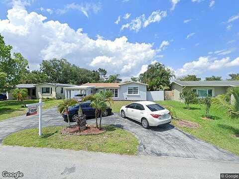 10Th, PEMBROKE PINES, FL 33023