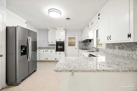 Westwood, MILTON, FL 32570