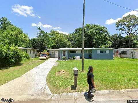 Florelle, PENSACOLA, FL 32505
