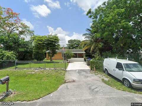 Pine, WEST PALM BEACH, FL 33406