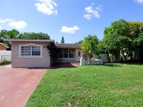 22Nd, LAUDERHILL, FL 33313