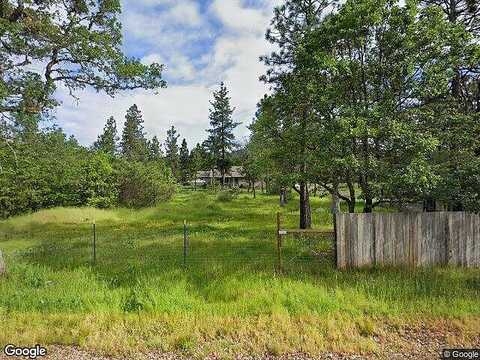 Haylees, GRANTS PASS, OR 97526