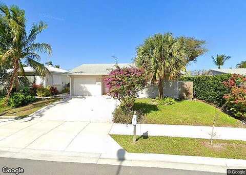 Wellesley, Lake Worth, FL 33460