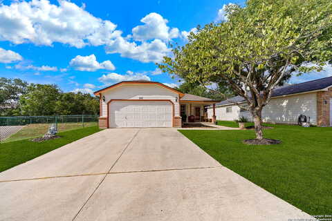 Katie, BOERNE, TX 78006