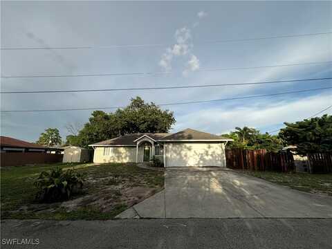 Pine, BONITA SPRINGS, FL 34135