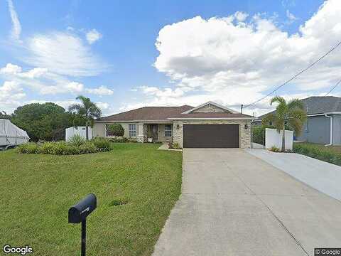 18Th, LEHIGH ACRES, FL 33976