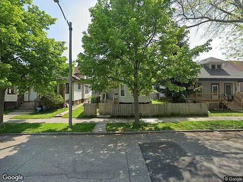 Villa, RACINE, WI 53403