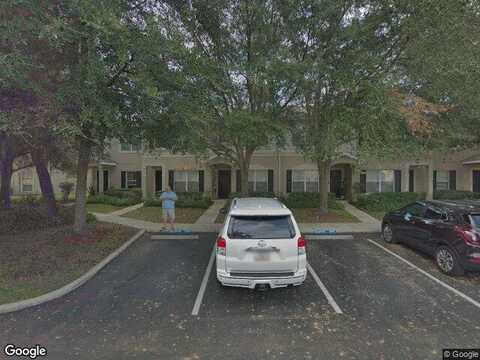 Fishhawk Creek, LITHIA, FL 33547