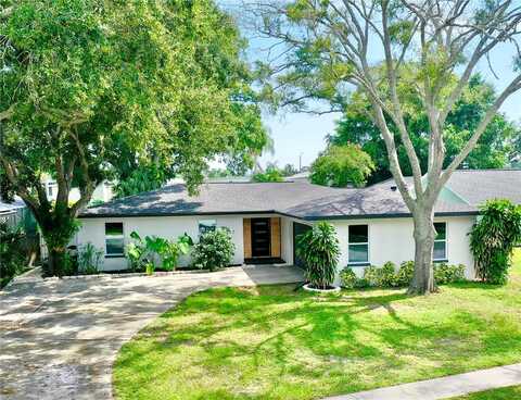 Coachlight, DUNEDIN, FL 34698