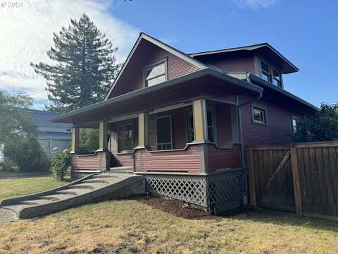 16Th, OREGON CITY, OR 97045