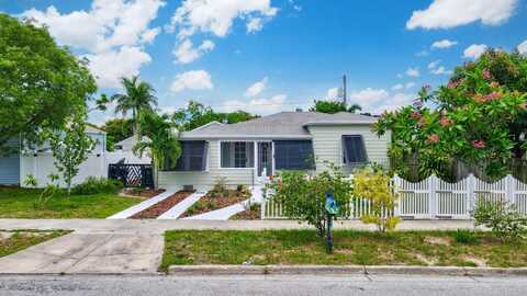 Crestwood, Lake Worth, FL 33460