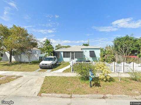Crestwood, Lake Worth, FL 33460