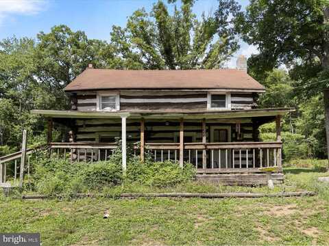 Houser, FAYETTEVILLE, PA 17222