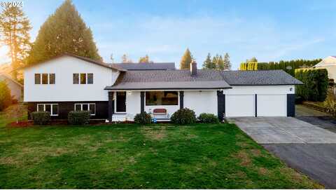 Virginia, SANDY, OR 97055