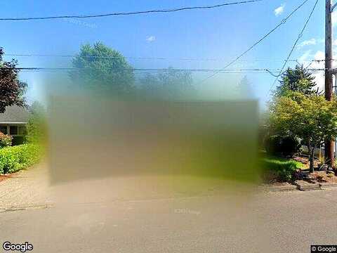 17Th, MCMINNVILLE, OR 97128
