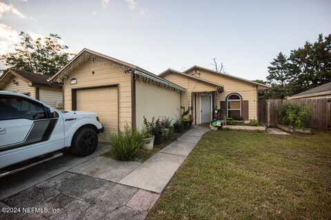 Geni Hill, JACKSONVILLE, FL 32225