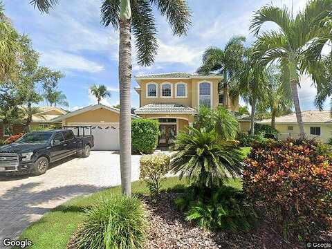 Massachusetts, SAINT PETERSBURG, FL 33703