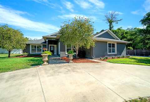 Carole, LEESBURG, FL 34788