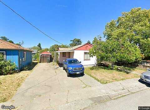 Averye, PETALUMA, CA 94952