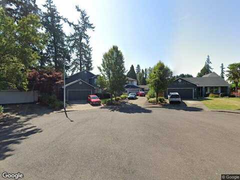 Lilly, NEWBERG, OR 97132