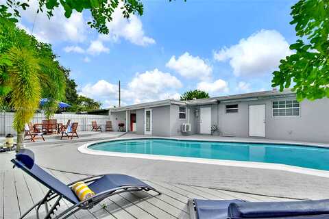 64Th, HOLLYWOOD, FL 33024