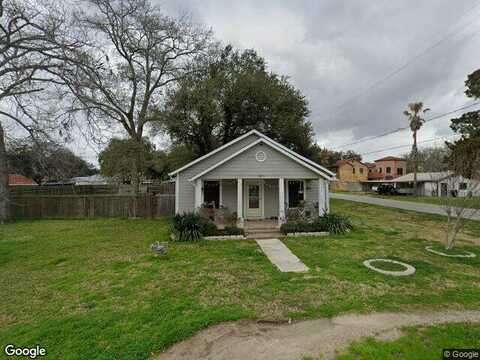 North, NEEDVILLE, TX 77461