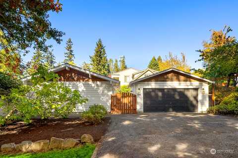 Ihland, BAINBRIDGE ISLAND, WA 98110