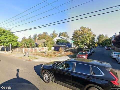 121St, PORTLAND, OR 97266