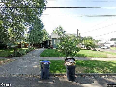 Locust, WALLA WALLA, WA 99362