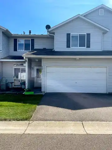 Roundhouse, SHAKOPEE, MN 55379