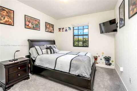 33Rd, HOMESTEAD, FL 33033