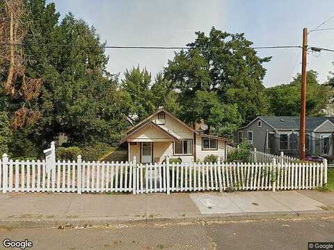 13Th, THE DALLES, OR 97058