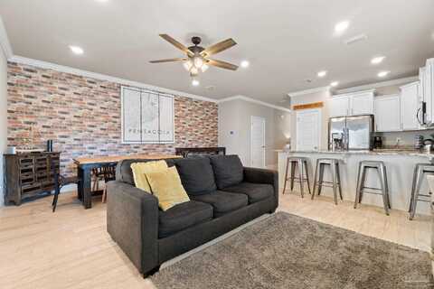 E, PENSACOLA, FL 32502