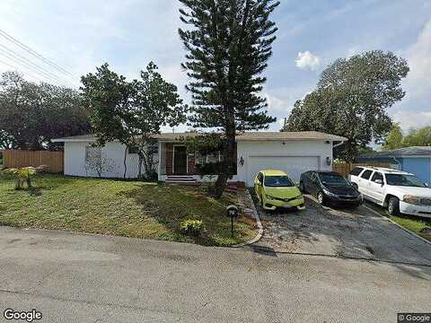 12Th, Lake Worth, FL 33460