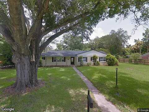 Lily, SANFORD, FL 32771