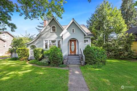 Front, LYNDEN, WA 98264