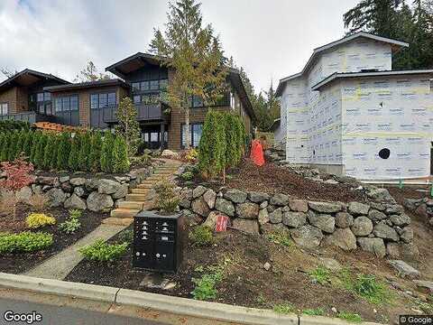 Rosalind, BAINBRIDGE ISLAND, WA 98110
