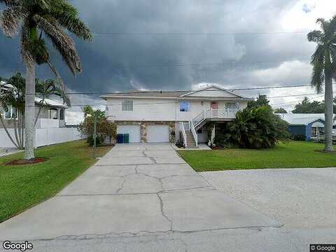 Avenue A, BRADENTON BEACH, FL 34217
