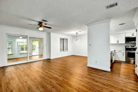 Pine Ridge, DESTIN, FL 32541