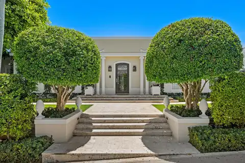 Via Linda, PALM BEACH, FL 33480