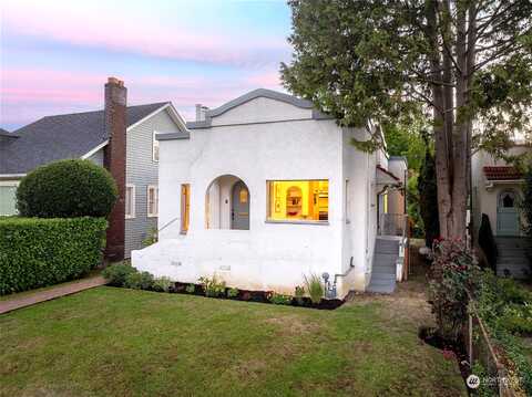 41St, SEATTLE, WA 98112