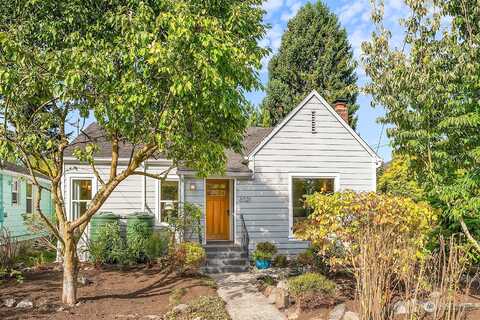 29Th, SEATTLE, WA 98117