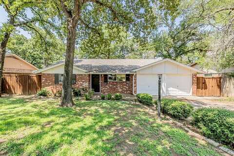 Lucas, GRAPEVINE, TX 76051