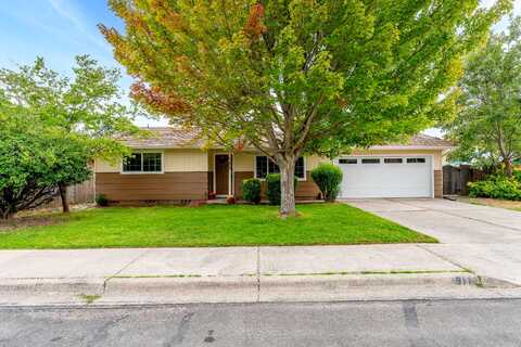 Donna, GRANTS PASS, OR 97526