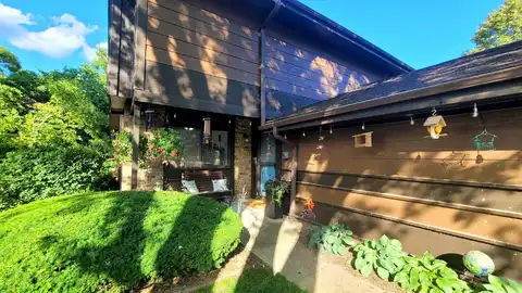 Heather, MILWAUKEE, WI 53223