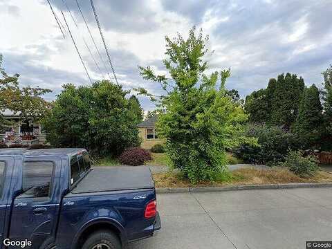 48Th, SEATTLE, WA 98136