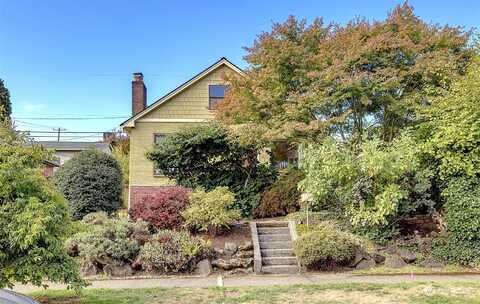 40Th, SEATTLE, WA 98136